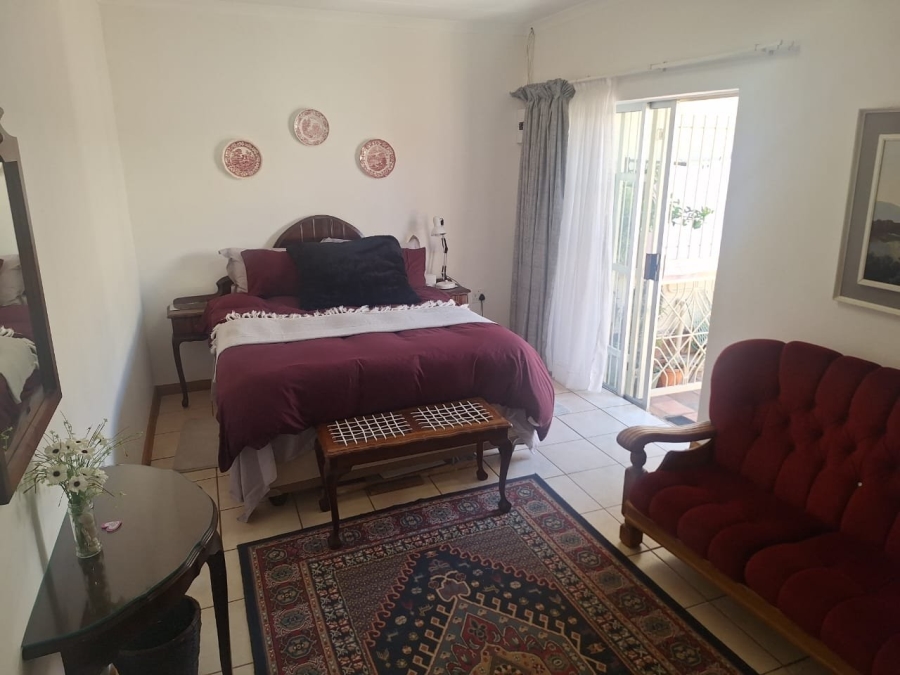 5 Bedroom Property for Sale in Fichardt Park Free State
